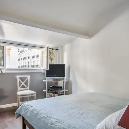 Imperio - Welkeys Apartament *